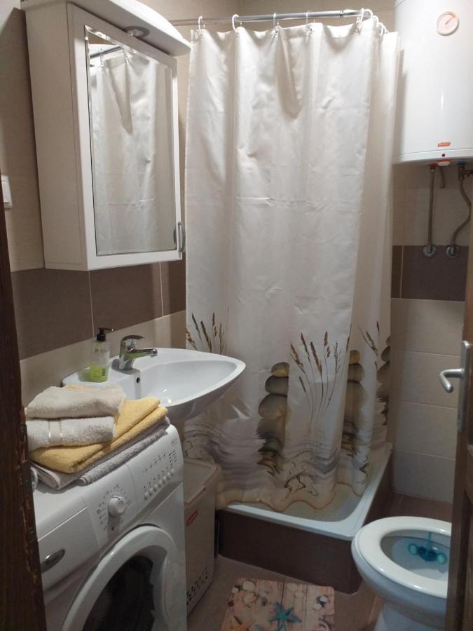 Apartman Kej Novi Sad Buitenkant foto