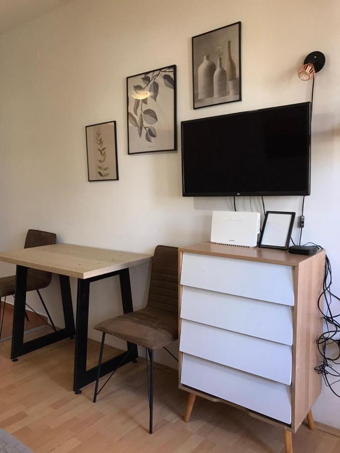 Apartman Kej Novi Sad Buitenkant foto